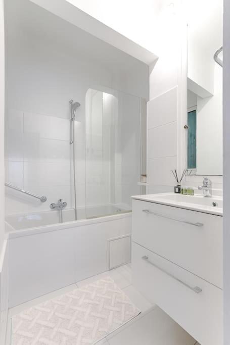 Matignon Saint-Honore : Magnifique Appartement 1Br Париж Экстерьер фото